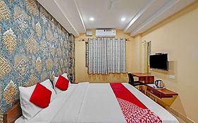 Hotel O Singasandra Metro Station